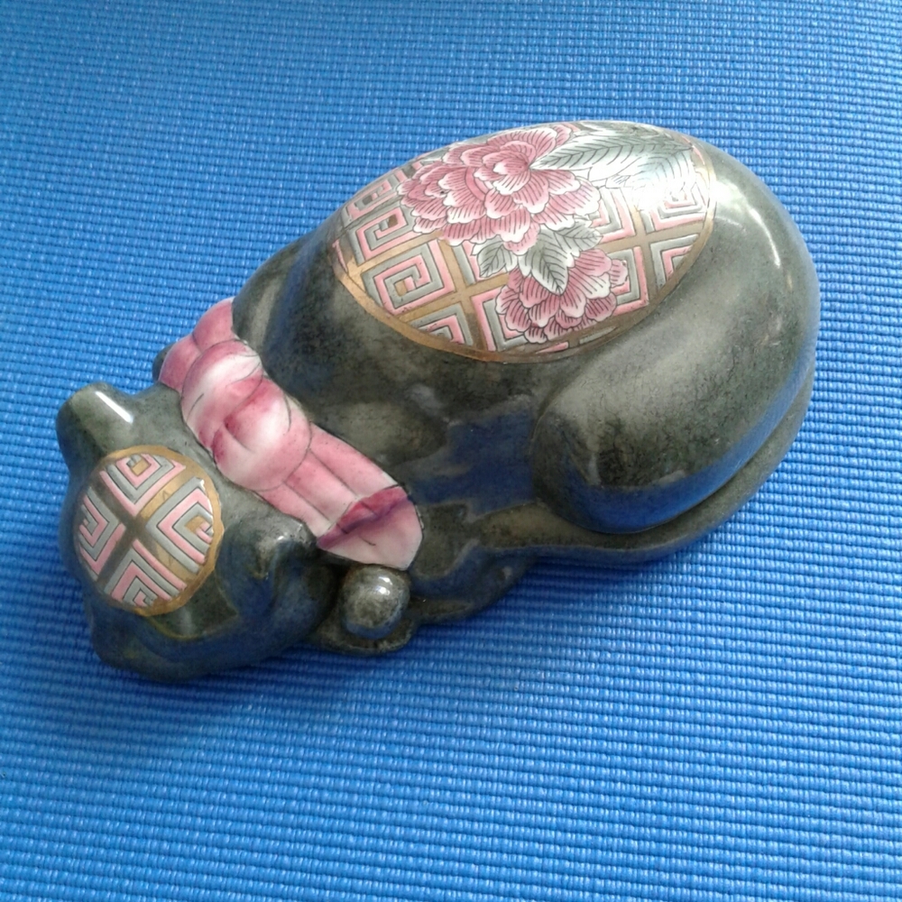 CHINESE old porcelain  sleeping  cat